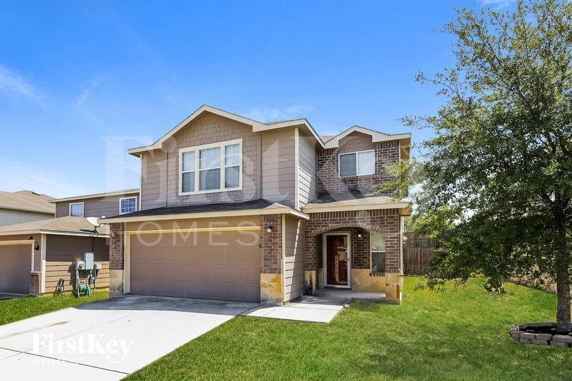 Building Photo - 114 Prato Palma