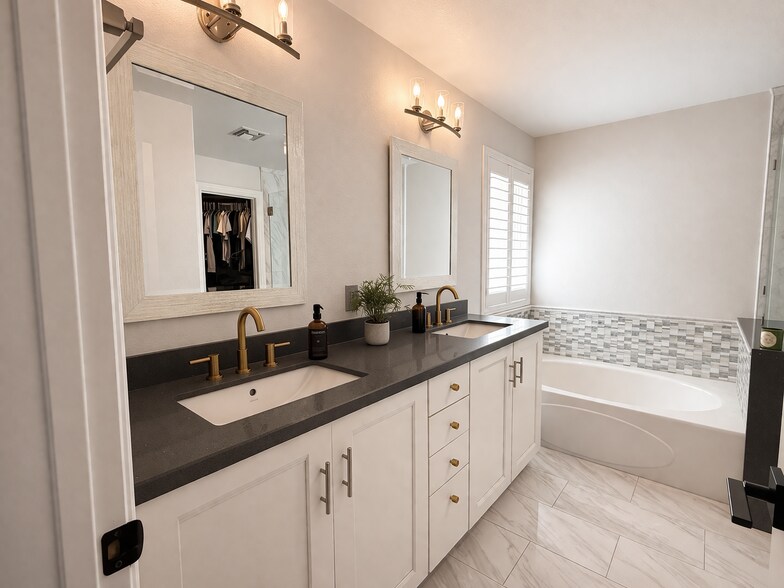 Building Photo - 7629 Valley Green Dr