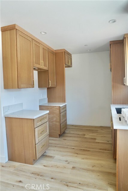 Building Photo - 6749 Pickering Ave