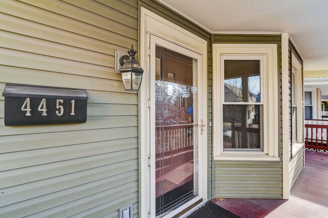 Building Photo - 4451 N Tripp Ave
