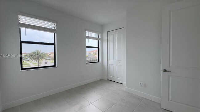 Building Photo - 5021 Coquina Pl