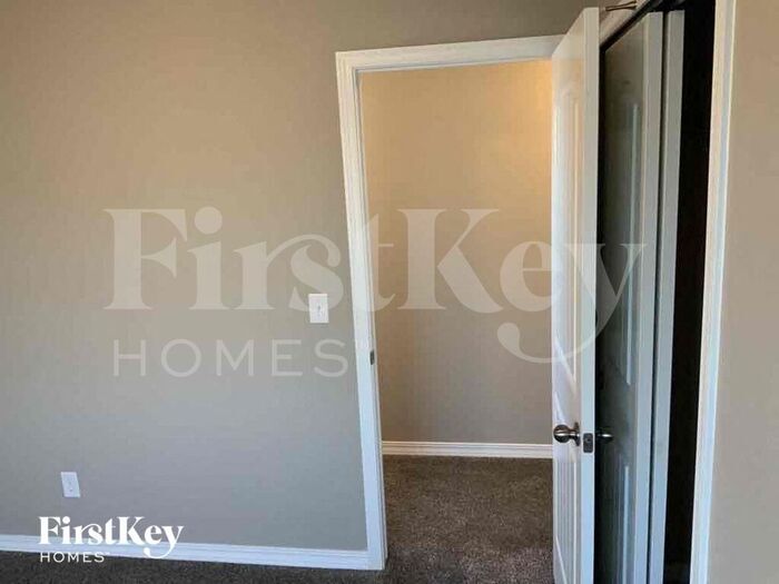 Building Photo - 7717 Benecia Dr