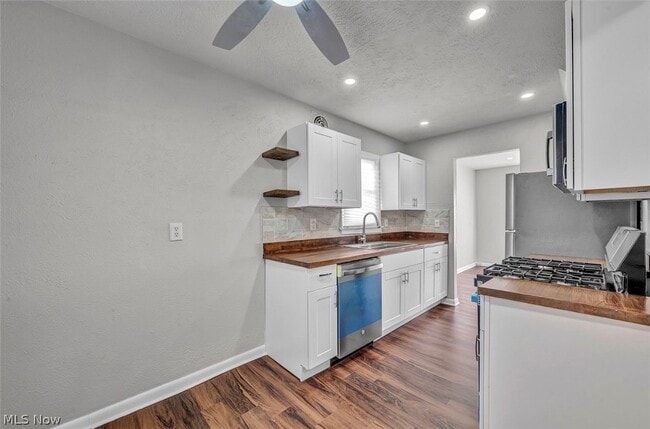 Building Photo - 12508 Sobieski Ave