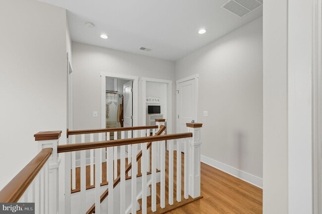 Building Photo - 8193 Major Watters Ct