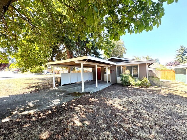 Building Photo - Cozy & Clean 3BR Home in North Tacoma