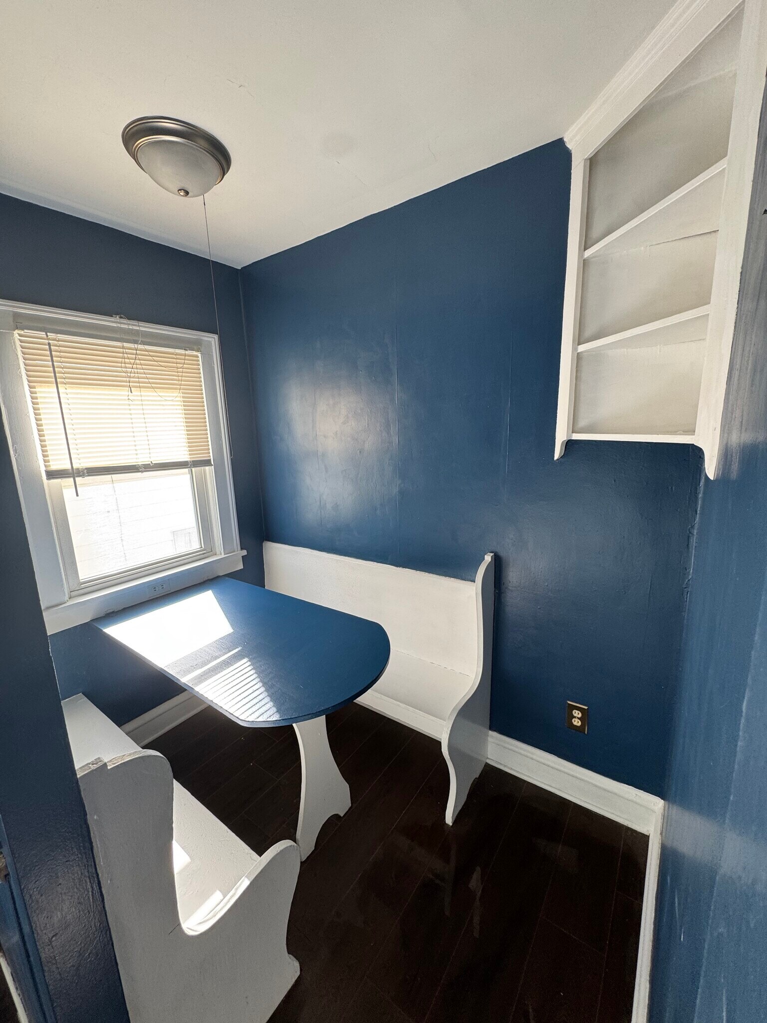 Building Photo - 1653 Bunts Rd