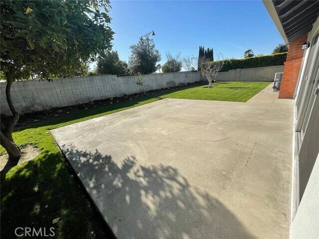 Building Photo - 25372 Pacifica Ave