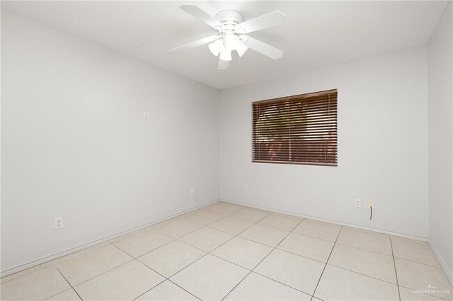 Building Photo - 3508 San Gabriel St