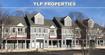 Facing Buttonwood Park. In the heart of Yardley Boro - 7 Buttonwood Dr