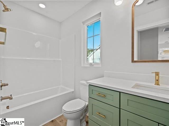 Building Photo - 339 Gower St