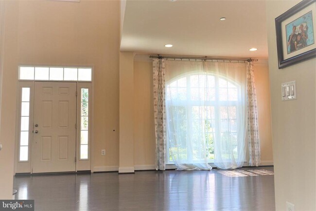 Building Photo - 6606 Pyle Rd