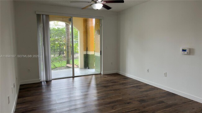 Building Photo - 2440 E Preserve Way