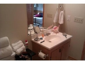 Building Photo - 174 Golden Meadow Dr