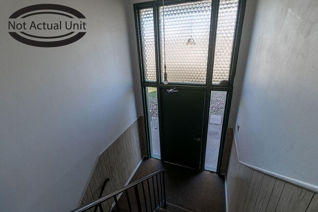 Building Photo - 2904 Leeway Dr