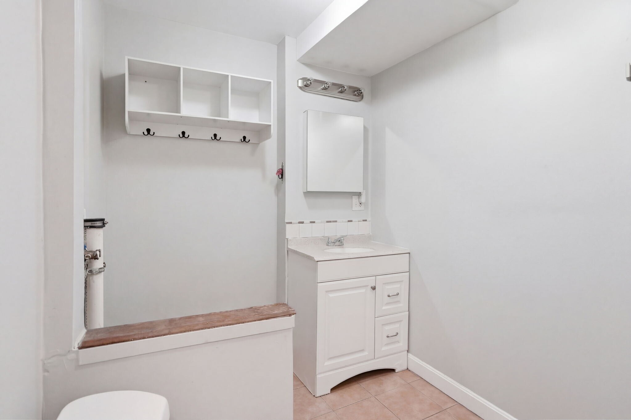 Building Photo - 20 Symphony Rd