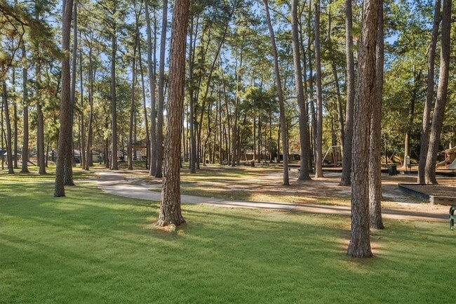 Building Photo - 3203 Golden Willow Dr