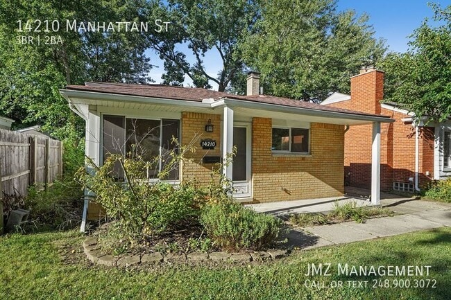 Building Photo - 14210 Manhattan St