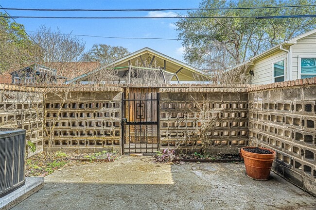 Building Photo - 4410 T C Jester Blvd