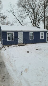 Building Photo - 1135 Floyd St