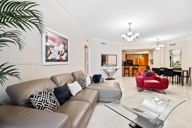 Building Photo - 9559 Collins Ave