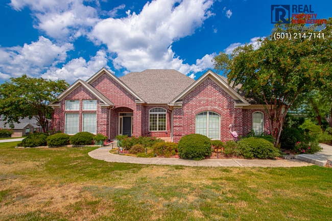 Primary Photo - 4040 Robinwood Cir