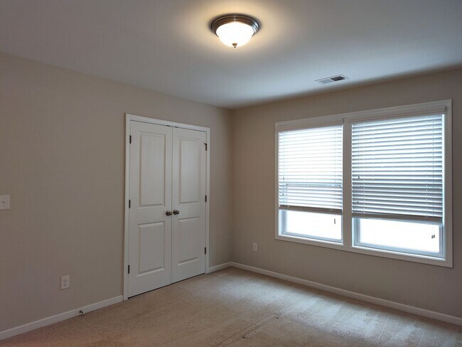 Building Photo - Beautiful 2 story home located in Berewick Community in Charlotte!