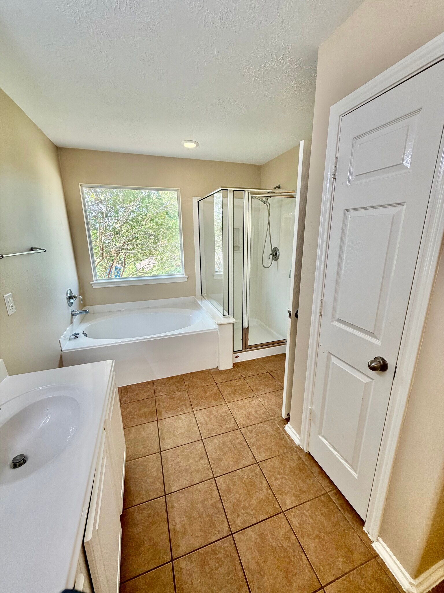 Building Photo - 6312 Stoney Creek Dr