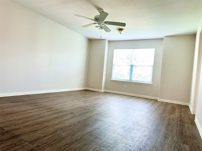Building Photo - 12505 Venus Park Ln