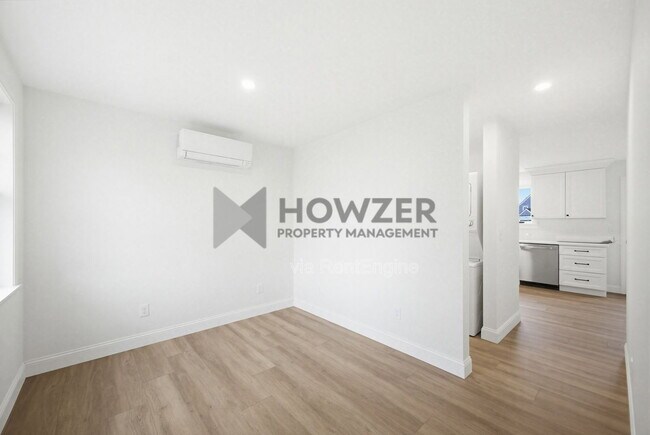 Building Photo - 24 Crocker St