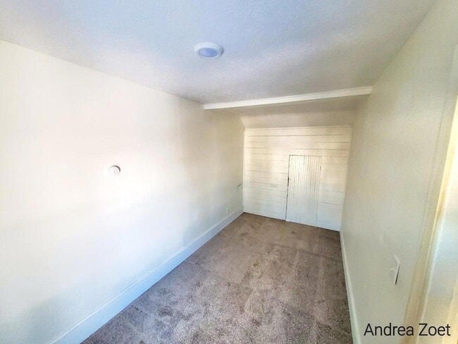 Building Photo - 7612 M-37