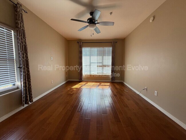 Building Photo - 20660 N 40th St