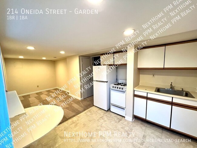 Building Photo - 1 Bedroom near Grandview Ave for March or ...