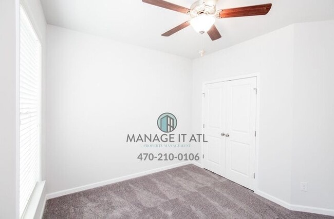 Building Photo - Great location! Elegant Townhome in Doraville
