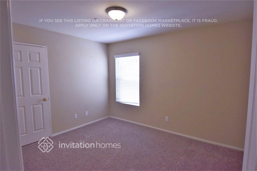 Building Photo - 7400 Nye Dr