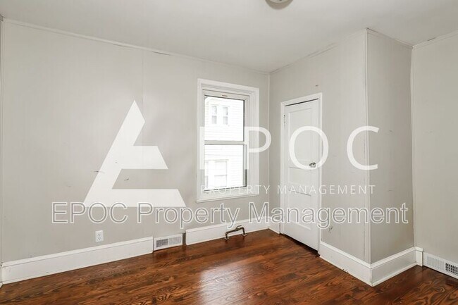 Building Photo - 1115 S Benbow Rd