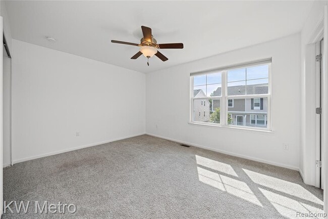 Building Photo - 4636 Bradley Cir