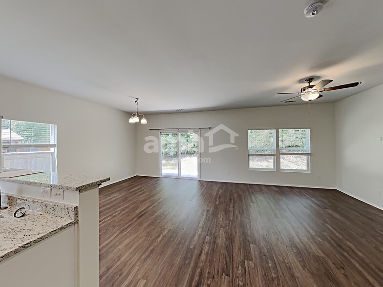 Building Photo - 5411 Fenway Dr