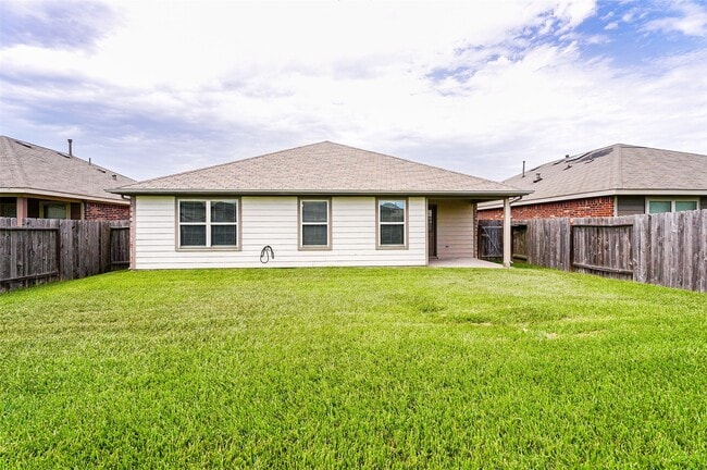 Building Photo - 29319 Dunns Creek Ct