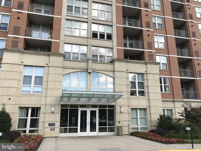 Building Photo - 11760 Sunrise Valley Dr