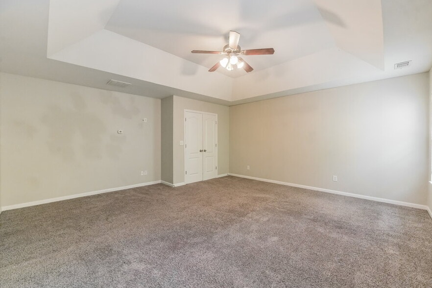 Building Photo - 4290 Rosehall Ct