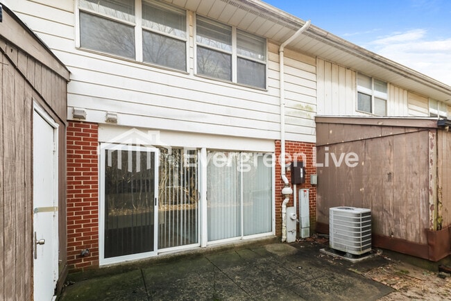 Building Photo - 7699 Mt Hood