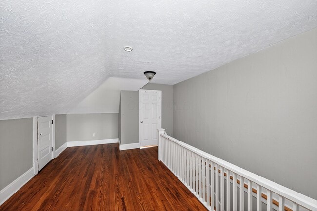 Building Photo - 1619 E Main St