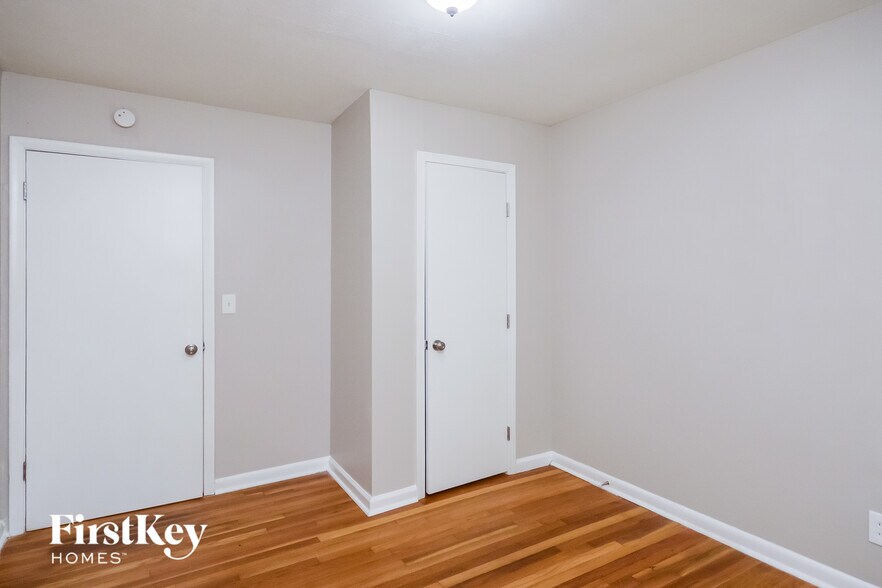 Building Photo - 1175 Milstead Ave NE