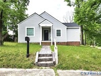 Building Photo - 501 Pelham Dr