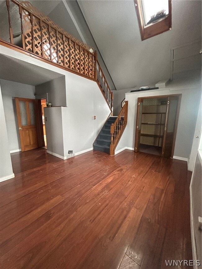 Building Photo - 34 Sandrock Rd