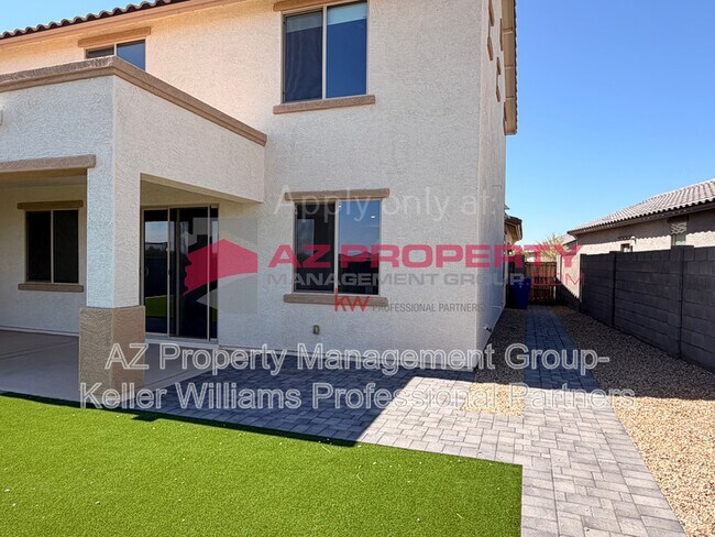 Building Photo - 16888 W Fetlock Trl