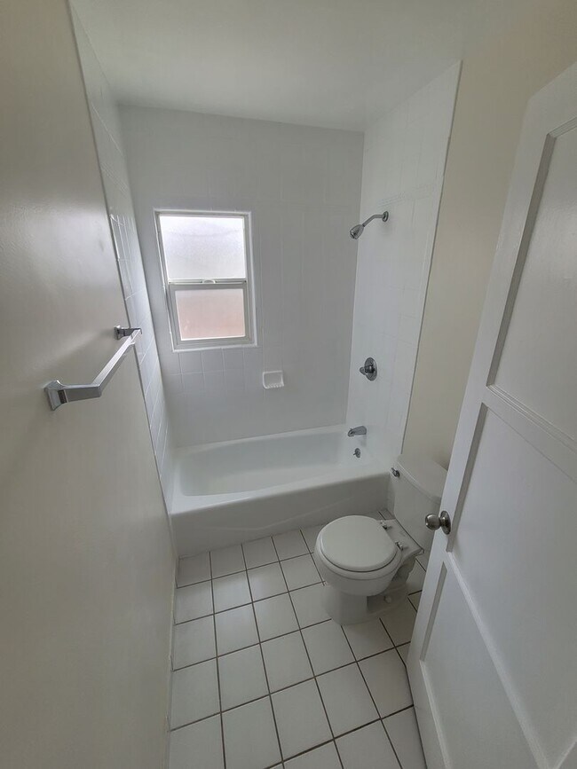 Building Photo - 2650-2652 Carson-GB (DMM1145)