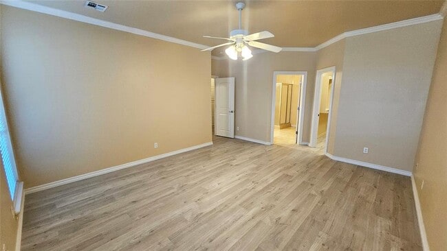 Building Photo - 17205 Cedar Dr