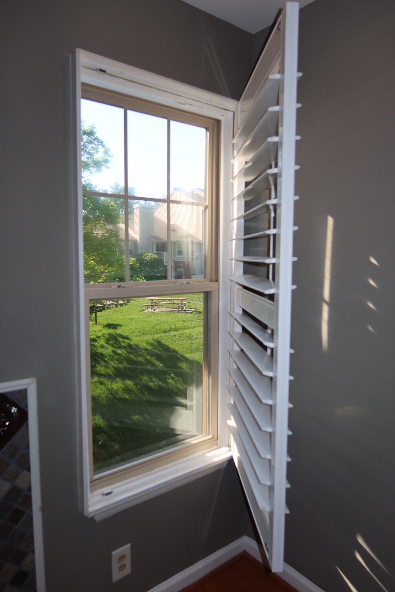 Building Photo - 1717 Ascot Way