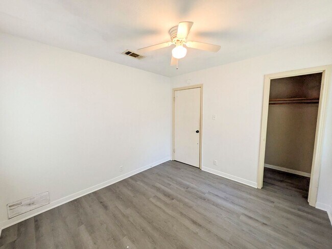 Building Photo - 4185 Steelton St